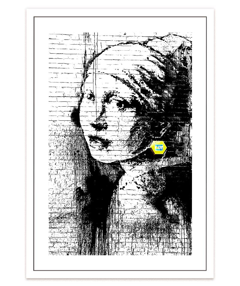 "Banksys Street Art: Girl with Pearls" - Ein Graffiti, das eine moderne Interpretation von Vermeers "Girl with a Pearl Earring" darstellt und eine mysteriöse Atmosphäre schafft. #Klein = 28x20 cm_exclude-this-tag