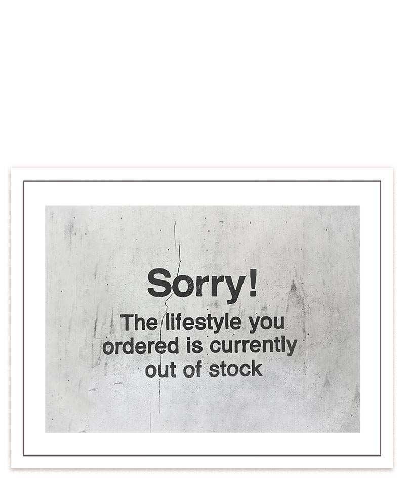 "Out of Stock" von Banksy: Eine minimalistische Stencil-Kunst mit klarer Botschaft. #Klein = 28x20 cm_exclude-this-tag